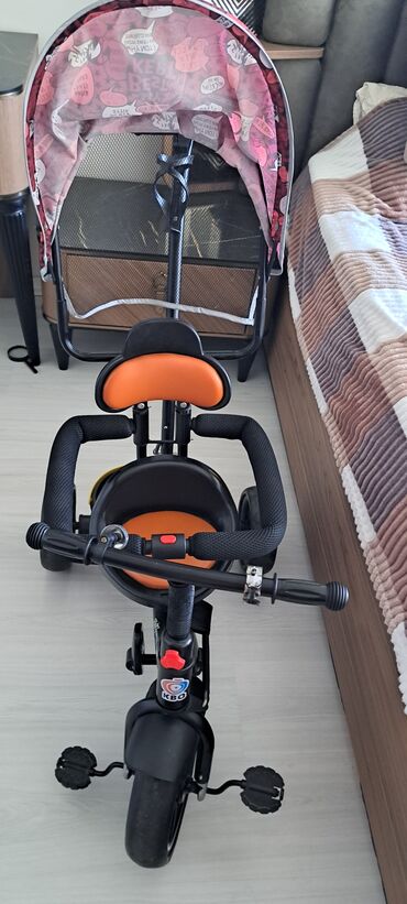 qaçış velosipedi: İşlənmiş Üç təkərli Uşaq velosipedi 12", sürətlərin sayı: 1, Ödənişli çatdırılma
