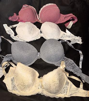 Roze brushalter 85 C broj a ostala tri 85 D na lalafo.rs Roze brushalter 85 C broj a ostala tri 85 D