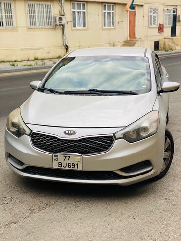 Avtomobil alışı: Kia Forte: 1.8 l | 2015 il Sedan