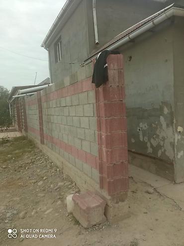 жилой дом с земельным участком: 178 м², 6 комнат и более — 2