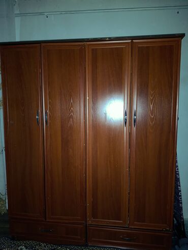 продаю шкаф пенал: Шкаф для одежды, Б/у, Прямой, ЛДСП