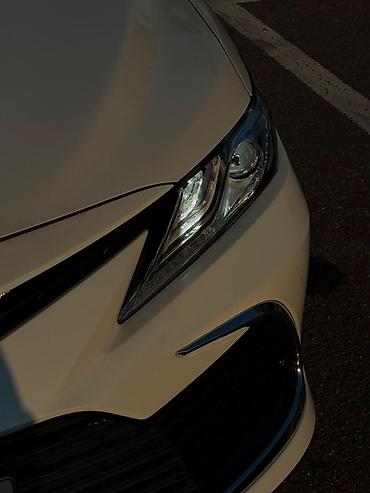 corolla 2004: Toyota Camry: 2021 г., 2.5 л, Автомат, Гибрид, Седан — 7