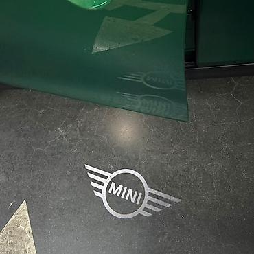 Mini: Mini : 2024 г., 2 л, Автомат, Бензин, Хэтчбэк — 6