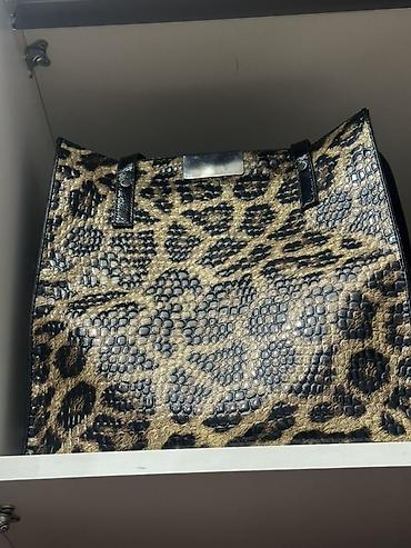 Ноутбуки и аксессуары: Leopar naxışlı qadın çantası - Material: parıltılı teksturaya malik — 1