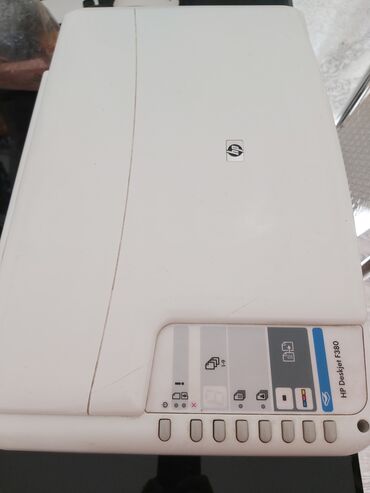 rengli printer satilir: Rəngli HP Deskjet f380 printeri satılır 3×1 rəngli Printer, skaner
