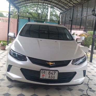 аккумулятор на машина: Chevrolet Bolt: 2017 г., 1.5 л, Вариатор, Гибрид, Седан