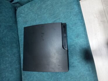 playstation 3 servis: PlayStation 3 işlənmiş üsdündə 20-25 oyun orjinal 2 ədəd pult qiymət