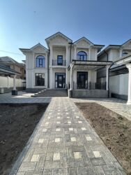 Продажа домов: Дом, 320 м², 6 комнат, Агентство недвижимости, Дизайнерский ремонт — 1