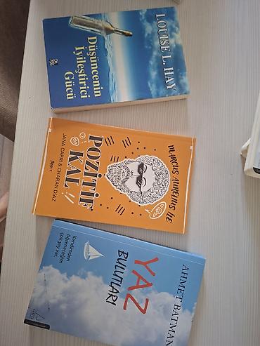 Книги и журналы: Məhsul: Kitablar dəsti Tərkib: - Sürücülük üzrə vəsaitlər: • — 2