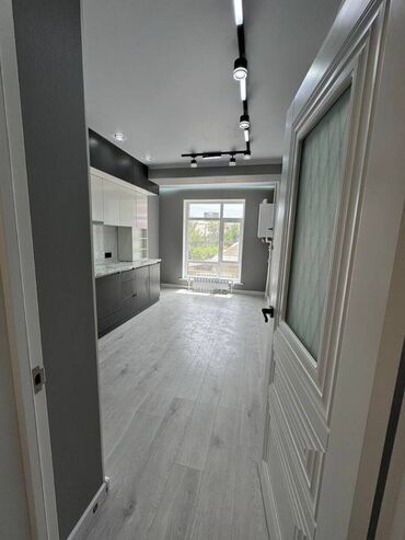 Продажа квартир: 1 комната, 41 м², Элитка, 2 этаж, Дизайнерский ремонт