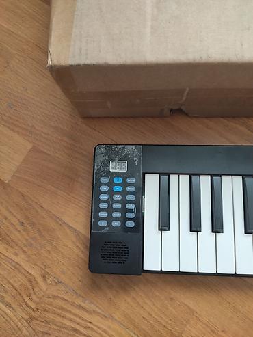 pianolar: Məhsul: Yığıla bilən rəqəmsal piano (Foldable Piano) Xüsusiyyətlər: - — 4