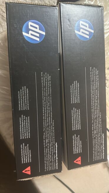 Noutbuklar üçün adapterlər: HP 410A orijinal LaserJet toner kartricləri dəstinin hər bir elementi