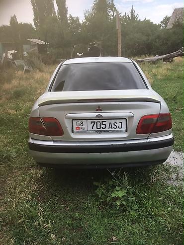 smart open: Mitsubishi Carisma: 2000 г., 1.6 л, Механика, Бензин, Седан — 6