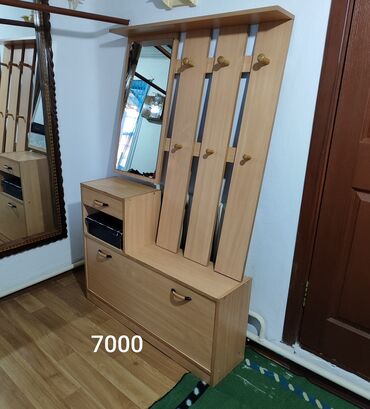 Кухонные шкафы: Шкаф-сервант, разная мебель б/у. Район ориентир пр.Чуй- ул.Разина не at lalafo.kg — 3 Кухонные шкафы: Шкаф-сервант, разная мебель б/у. Район ориентир пр.Чуй- ул.Разина не — 3