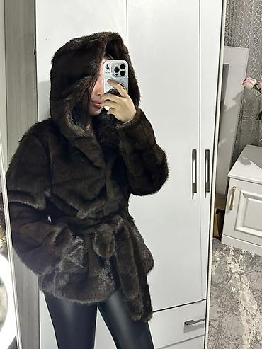 Шубы: Шуба, Короткая модель, С капюшоном, S, M, L — 13