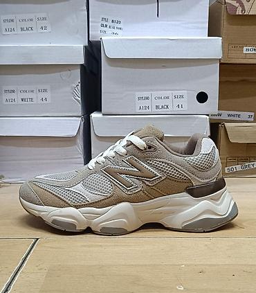 Patike: Decije New Balance
31-36
Cena 3400 din — 9