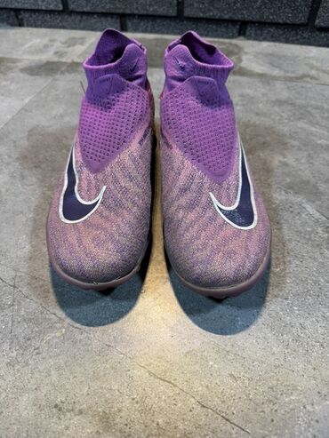 купить спортивную резину для тренировок: Футбольные бутсы Nike Phantom Vision (TF/AG) без шнурков, цвет