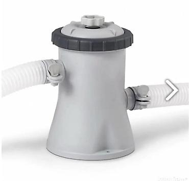 decembar biljka: Održavajte svoj bazen čistim uz pomoć filterske pumpe (1250 l/h) — 2