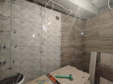 Укладка плитки: Подготовка стен для грунтовки, Гидроизоляционные работы, Фартук на кухне | Керамогранитая плитка, Стеклянная плитка, Мраморная плитка | Вертикальная укладка, Горизонтальная укладка, Диагональная укладка Больше 6 лет опыта at lalafo.kg — 9 Укладка плитки: Подготовка стен для грунтовки, Гидроизоляционные работы, Фартук на кухне | Керамогранитая плитка, Стеклянная плитка, Мраморная плитка | Вертикальная укладка, Горизонтальная укладка, Диагональная укладка Больше 6 лет опыта — 9