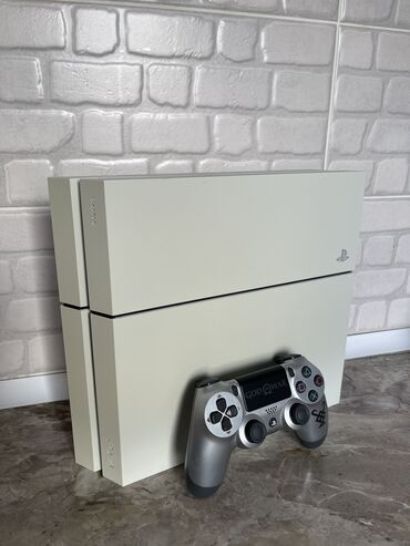 Видеоигры и приставки: Продаю Sony PlayStation 4, 500 гб, 3 ревизия. Приставка привозная at lalafo.kg Видеоигры и приставки: Продаю Sony PlayStation 4, 500 гб, 3 ревизия. Приставка привозная
