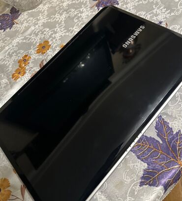купить ноутбук бу: Az islenmish notebook (Samsung ) qiymet razilasma yolu ile