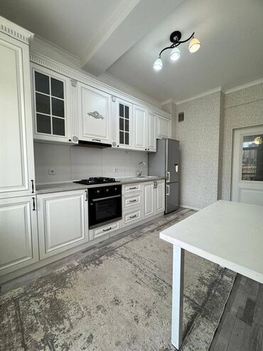сдаю квартиру в джалал абаде: 2 комнаты, 75 м², Элитка, 2 этаж, Дизайнерский ремонт