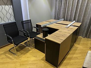 Ofis masaları: Ofis mebel dəsti Tərkibi: - 1 ədəd müdir masası – L formalı — 2