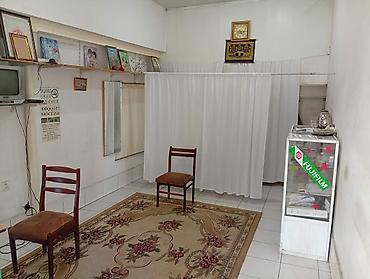 kirayə ev zabrat 1: Göyçay rayonu, Əli Kərim küçəsində 20 kv obyek icarəyə verilir. Obyekt — 1
