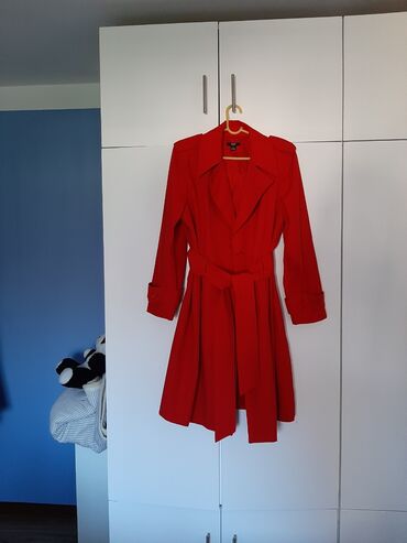 ženske jakne za jesen: Predivan prolecni mantil