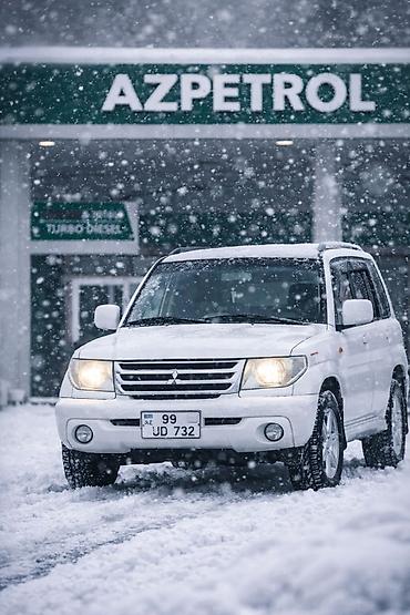 Mitsubishi: Mitsubishi Pajero: 2 l | 2002 il 205000 km Ofrouder/SUV — 2