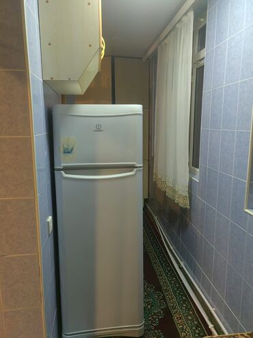 Uzunmüddətli kirayə mənzillər: 6ci mk 2otaqlı içi əşyalı ev kira verilir 380 AZN 5in 5ci mərtəbəsi — 3