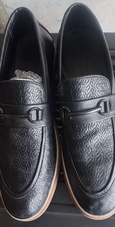 botinka 43: Kişi loafer ayaqqabıları – qara rəng - Üst hissə: naxışlı, hamar — 1