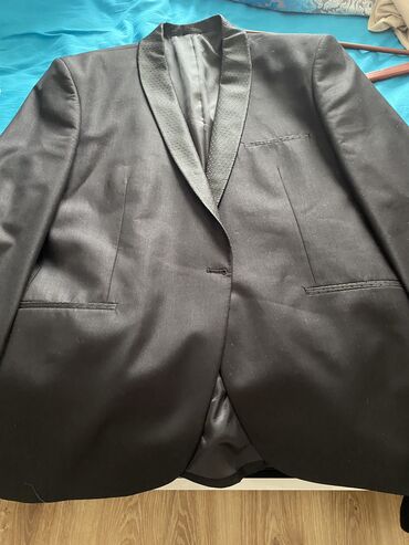 Kostyumlar: Bir defe geyinilib.XL olcudu — 5