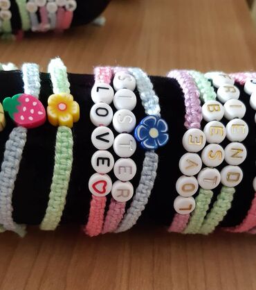 Narukvice: Narukvice Hand Made 150 vockice, 200 ime, 250 perlice Isporuka Slanje — 12