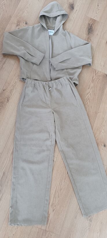 new yorker jakne zenske: Zara, M (EU 38), color - Beige