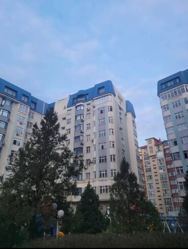 трёхкомнатная квартира: 3 комнаты, 103 м², Элитка, 10 этаж, Евроремонт