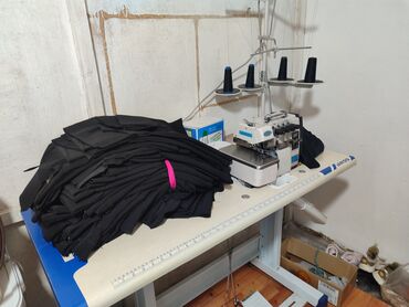 4 нитка машынка: Швейная машина Полуавтомат
