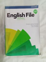 книга python: English file intermediate написано лишь пару страниц карандашом