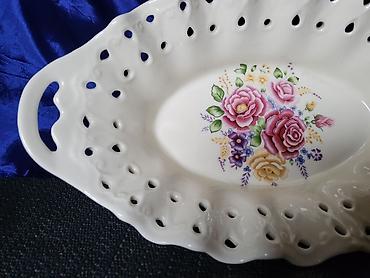 Činije: Porcelanska vintaz cinija. Porcelanska univerzalna cinija na lalafo.rs — 4 Činije: Porcelanska vintaz cinija. Porcelanska univerzalna cinija — 4