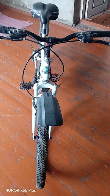 24 velosiped: Velosiped – “Shimano” ötürücülü, ağ rəngdə şəhər/dağ tipli model — 1