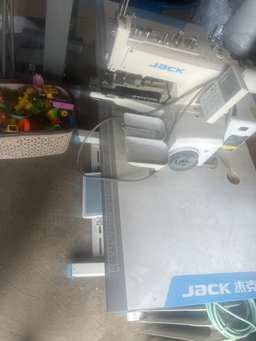 оперативная память ddr2: Швейная машина Jack