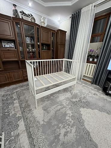 IKEA новая, Детская кроватка с реечными бортами - Классический