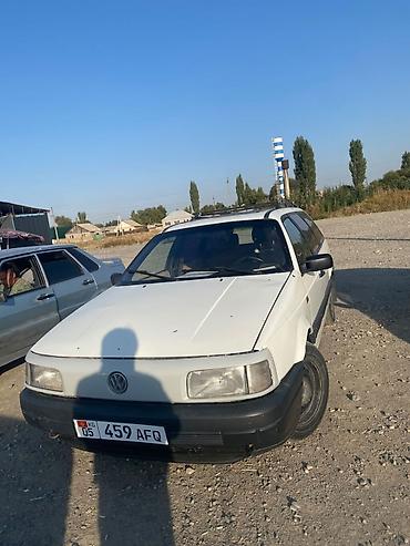 Volkswagen Passat: 1989 г., 1.8 л, Механика, Бензин, Универсал