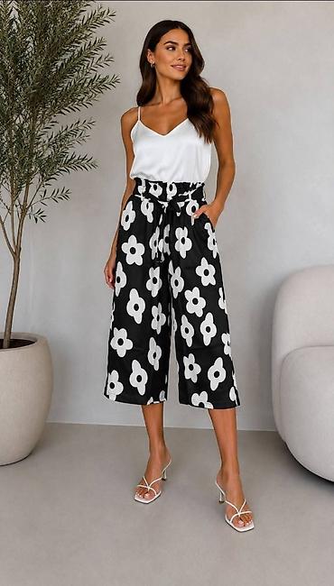 Pantalone: Pantalone 3/4 poslednje vel na stanju Vel M/L i Xl/2xl 💫Cena 2000 din — 10
