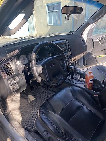 lt 45: Ford Maverick: 2005 г., 3 л, Автомат, Газ, Кроссовер — 4