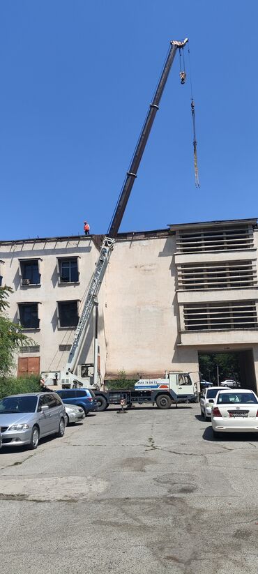 Услуги автокрана: Услуги автокранов От-25 до 50-тонн Стрелы от 31 до 60-метров Только — 9
