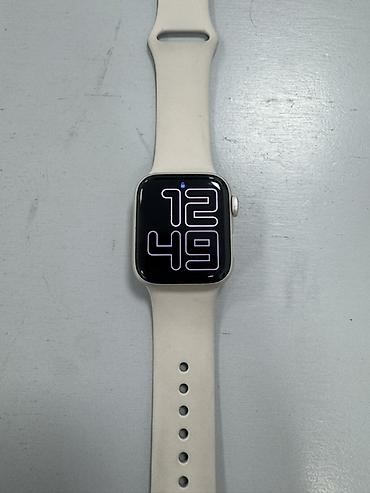 iphone xer: Apple Watch SE (2‑го поколения), алюминиевый корпус 40 мм, цвет — 1
