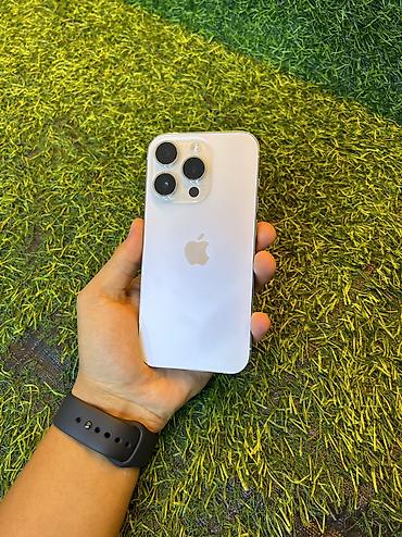 sony plays: IPhone 14 Pro, Б/у, 128 ГБ, White Titanium, Чехол, 81 % — 1