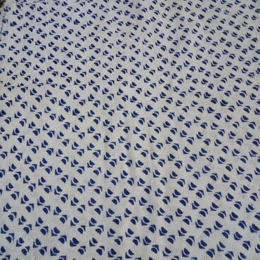 Parçalar: Qedimi temiz ipekden ve şifondan parçalar satilir.1 ci temiz ipekden — 7