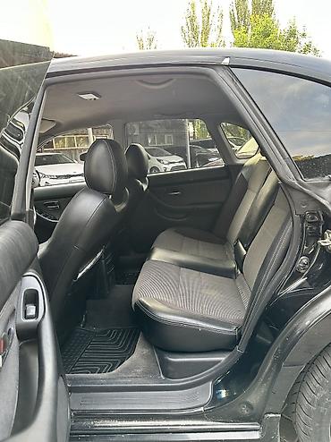 Subaru: Subaru Legacy: 2000 г., 2 л, Автомат, Бензин, Седан — 5